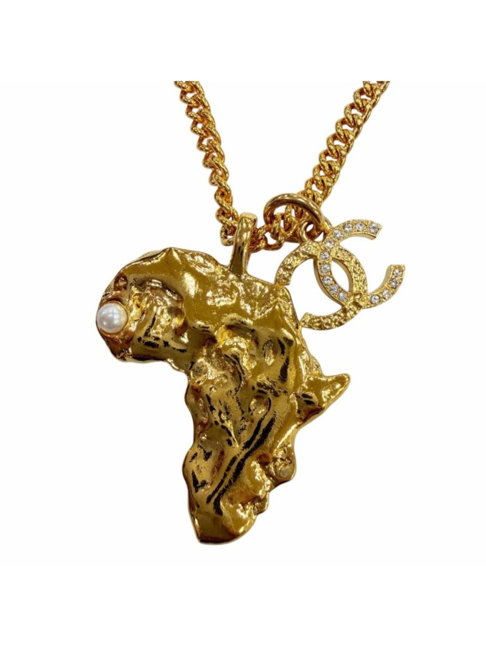 Chanel CC Logo Eco Pearl Rhinestone African Continent Motif Metiers D'art Dakar